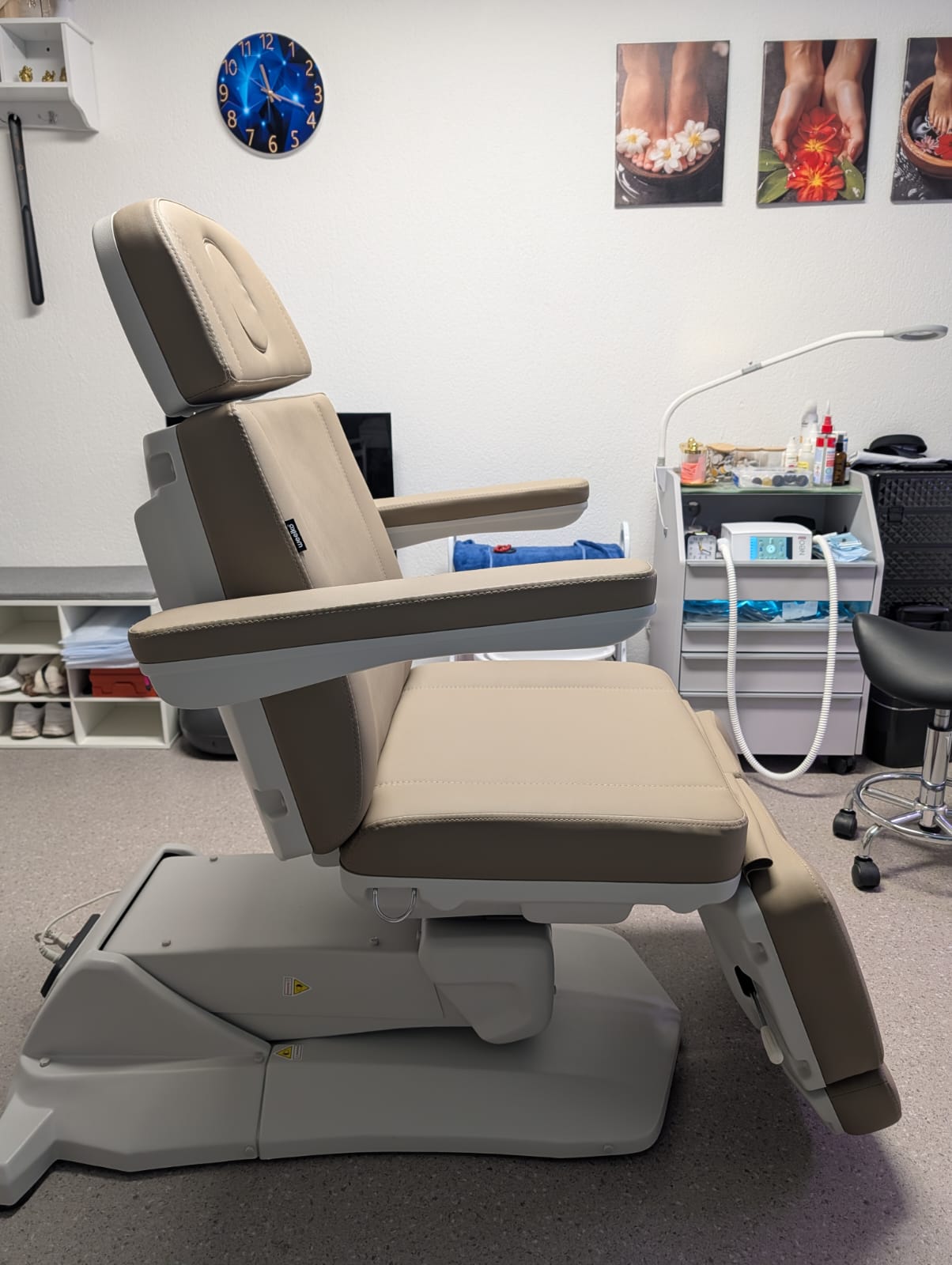 Professioneller Behandlungsstuhl